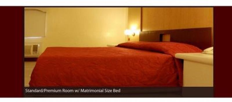 Cherry Blossoms Hotel 마닐라 외부 사진