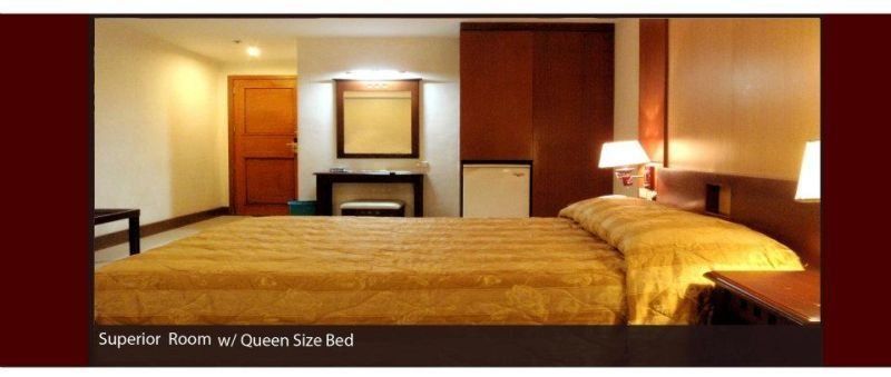 Cherry Blossoms Hotel 마닐라 외부 사진