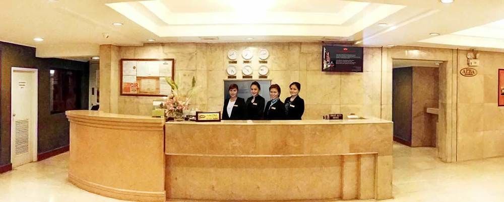 Cherry Blossoms Hotel 마닐라 외부 사진