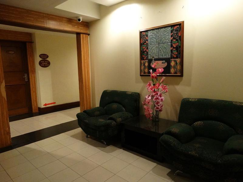 Cherry Blossoms Hotel 마닐라 외부 사진