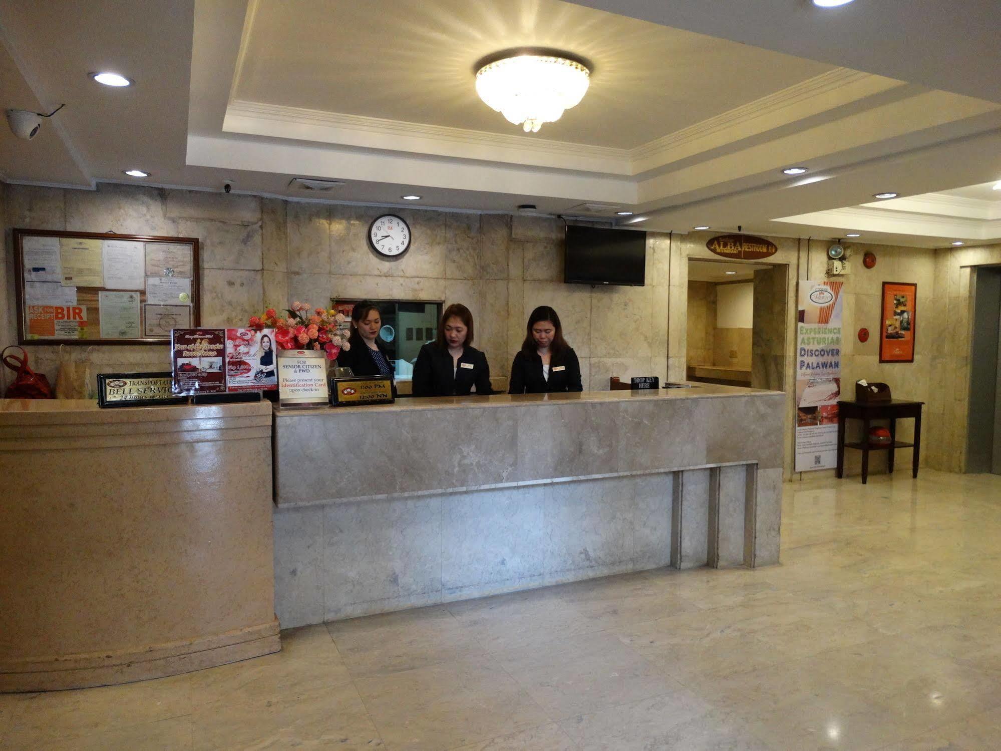 Cherry Blossoms Hotel 마닐라 외부 사진